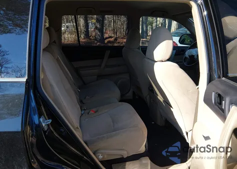 2013 Toyota Highlander Base V6 z USA, uszkodzony, nr VIN 5TDBK3EH4DS245017